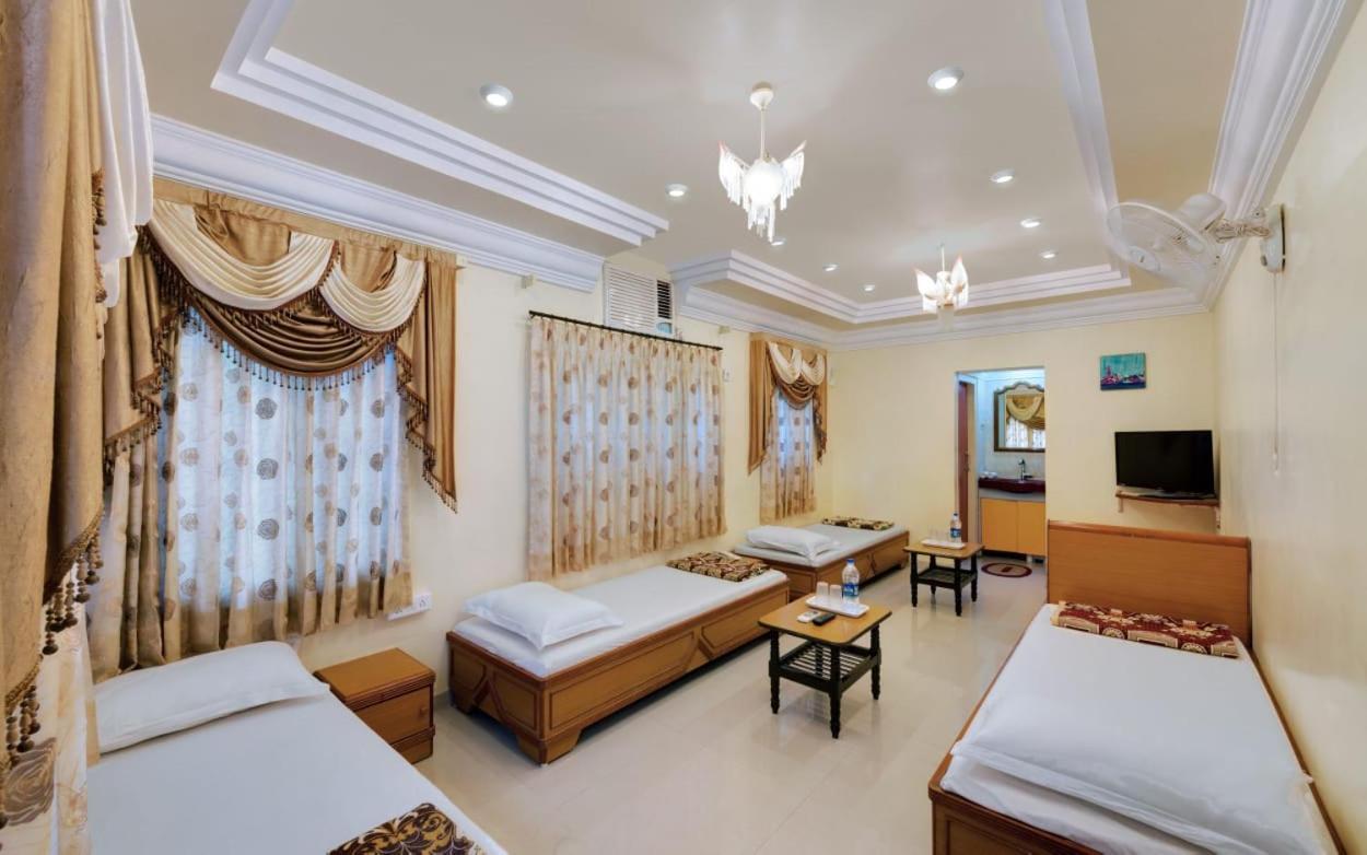 Hotel Ankit Virpur Zewnętrze zdjęcie
